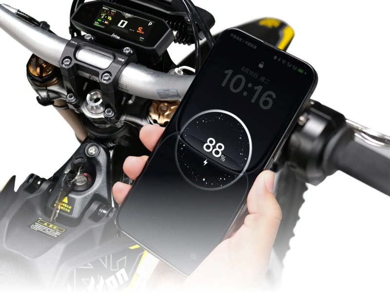 Inspektion eines E-Motos in der ELMOX Meisterwerkstatt